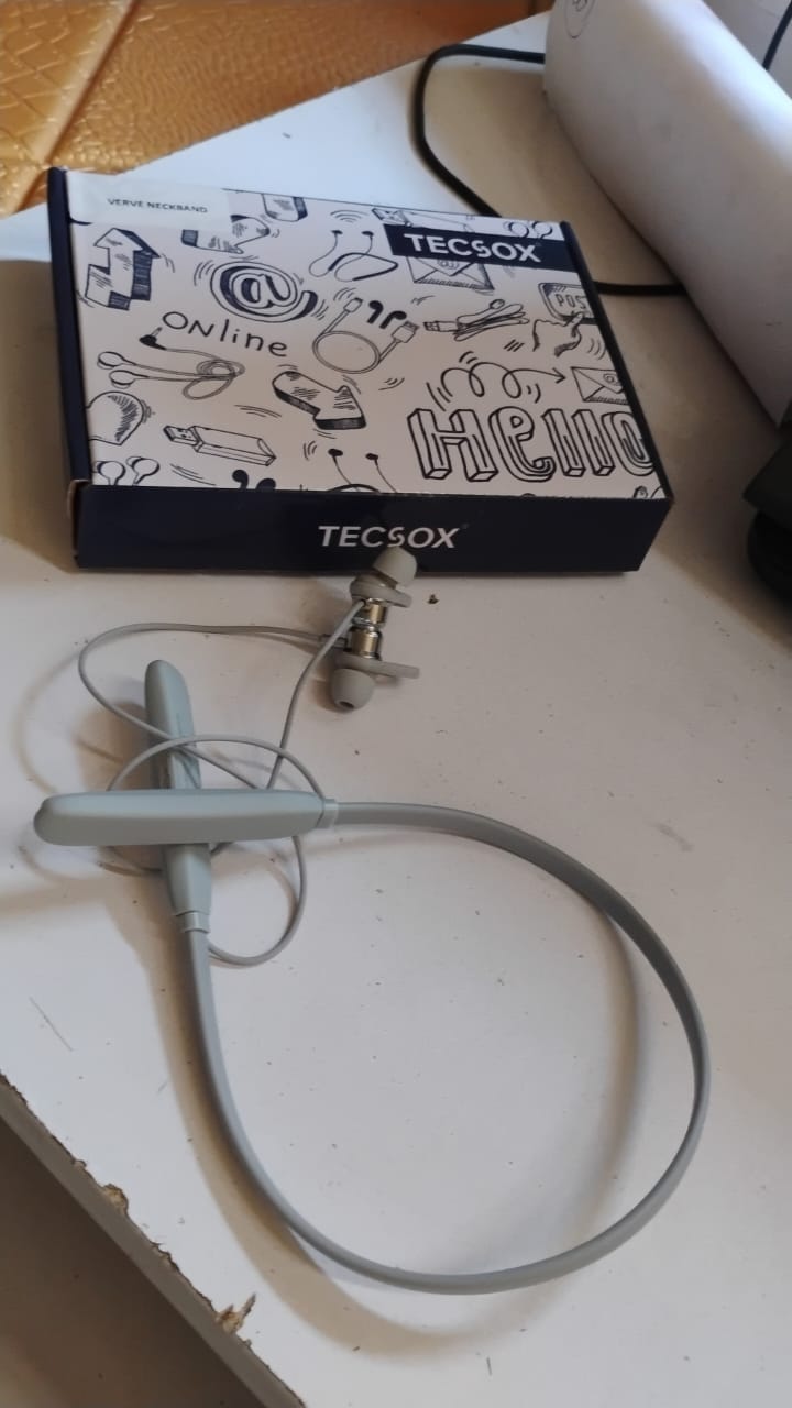 Magnetic ON- OFF Earbuds Neckband Bluetooth (1 Pc / With Color Box & Zipper Plastic Bag) Magnetic ON- OFF Earbuds Neckband Bluetooth (1 Pc / With Color Box & Zipper Plastic Bag)
